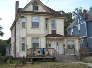 737 Paris Ave SE, Grand Rapids, MI 49503
