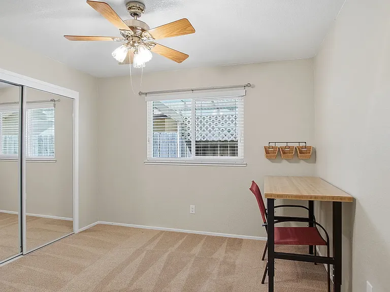 1905 Ursini Ln — Photo 15