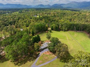 285 Blue Horse Ln, Columbus, NC 28722