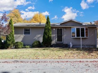 3 Henry St, Chicopee, MA 01020