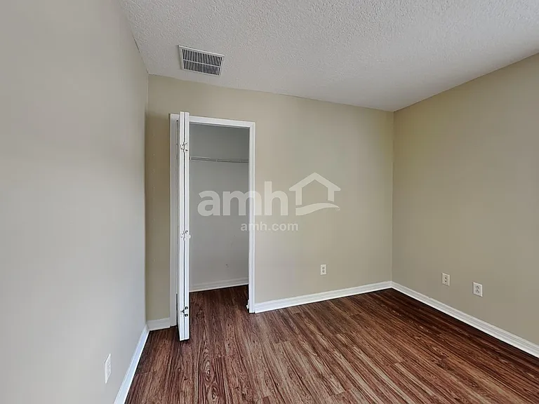 7714 Clubdale Loop — Photo 20