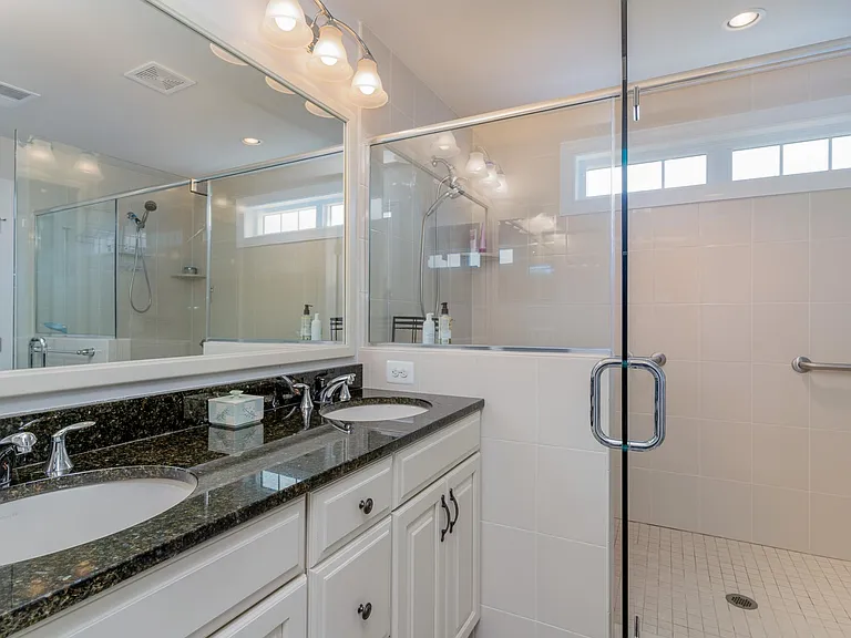 7821 Crystal Brook Way — Photo 14