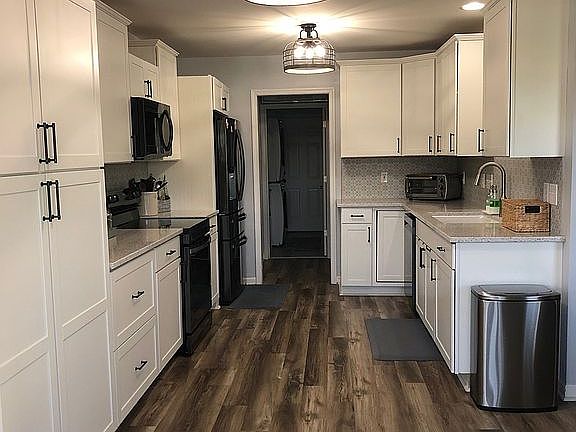 4th image of 3907 Black Gum Pl