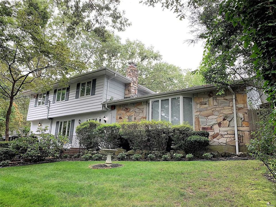 1st image of 8 Hazel Dr