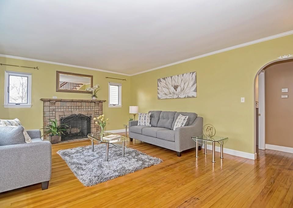 118 Patterson St, Attleboro, MA 02703 | Zillow