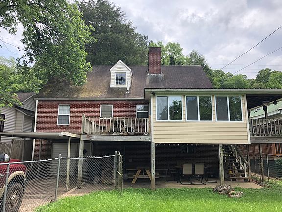 4th image of 119 E Tennessee Ave