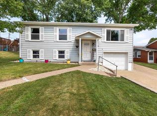 3423 Waller St, Dubuque, IA 52002