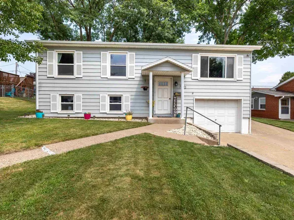 3423 Waller St, Dubuque, IA 52002