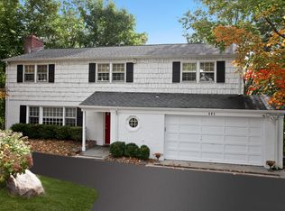 605 Fort Hill Rd, Scarsdale, NY 10583