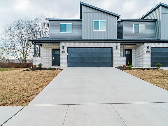 3rd image of 722 Sun Meadow Dr