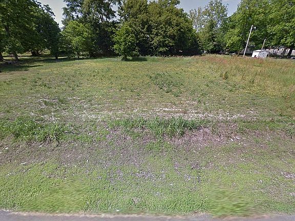 4th image of 0 E Van Buren Ave