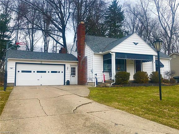 2nd image of 2828 Hamman Dr