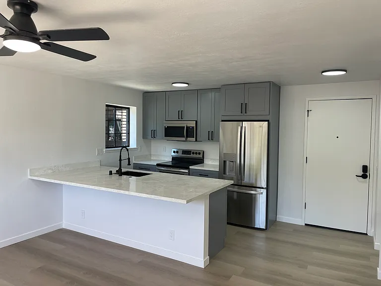 West End Villas — Photo 4