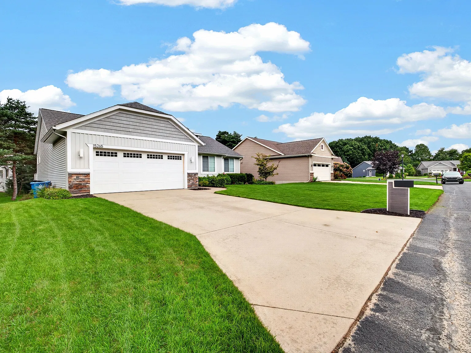 5 bed, 2598 sqft, $3,750 — Photo 4