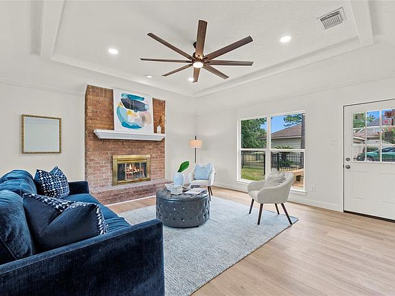 5th image of 8203 Vaulted Pine Drive