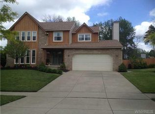 12 Crystal Tree Ct, Buffalo, NY 14224