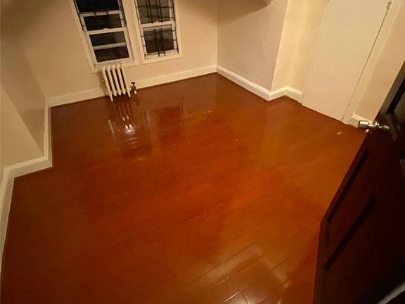 3rd image of 8632 107th St