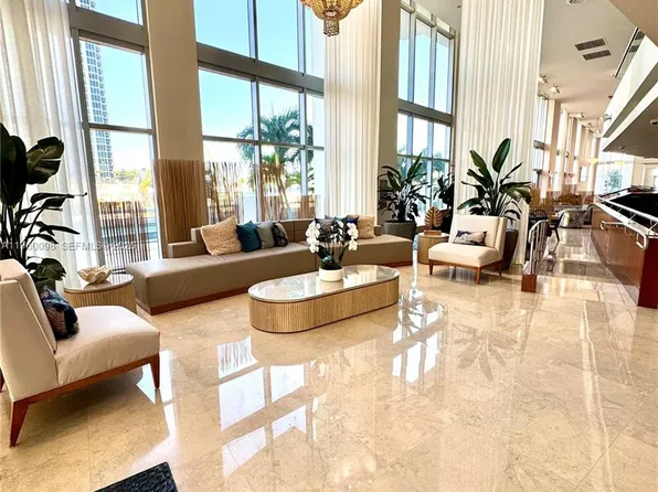 18683 Collins Ave #2006, North Miami Beach, FL 33160