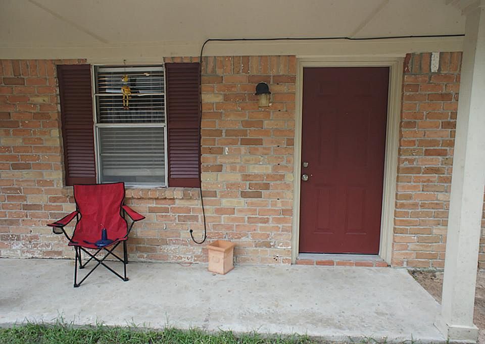 1st image of 9032 Kentshire Dr