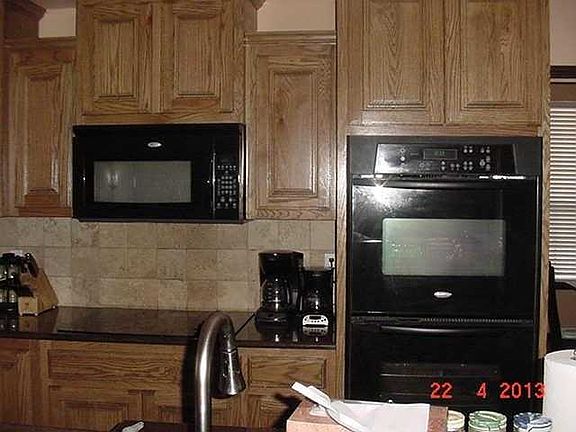 3rd image of 1203 Saunders Dr