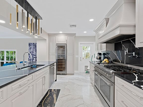 3rd image of 137 Yale Drive