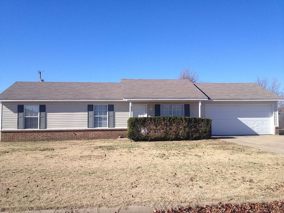 1st image of 277 N Christy Ln
