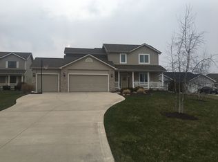 1307 Strong Ct, Fort Wayne, IN 46818