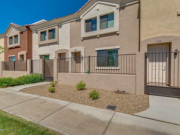 3rd image of 125 N Sunvalley Blvd #120