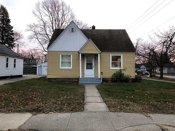 3rd image of 284 W 22nd St