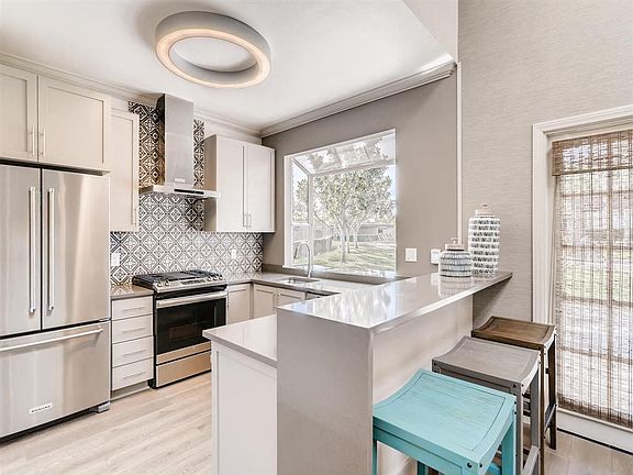 2nd image of 30041 Tessier St #216