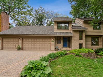8032 Telegraph Rd, Bloomington, MN, 55438
