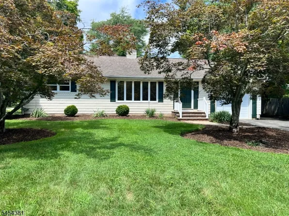 1 Alanon St, Whippany, NJ 07981