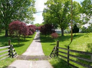 986 Carters Creek Pike, Columbia, TN 38401