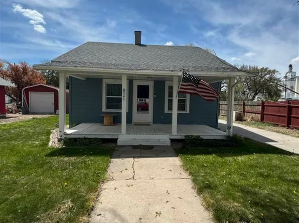 821 2nd St, Gurley, NE 69141
