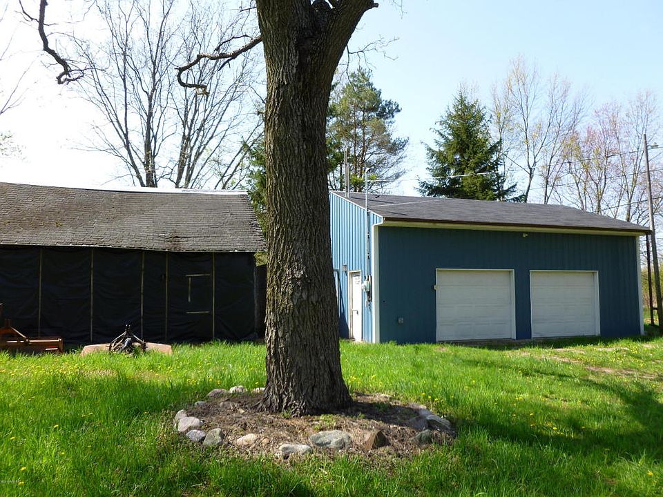 1st image of 21259 Collier Ave