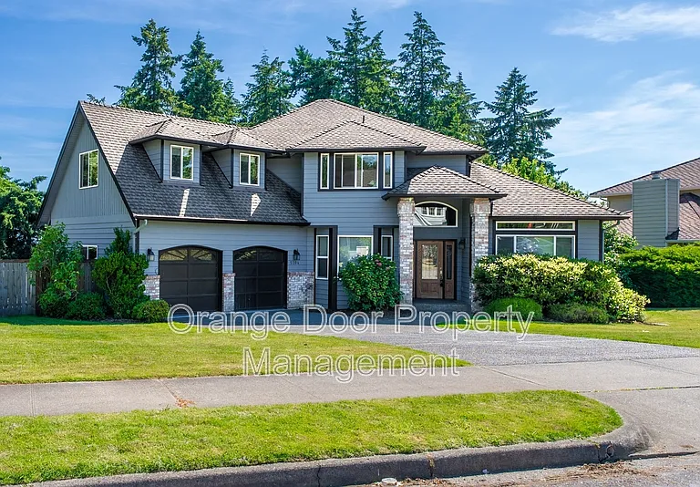 5204 Ridge Dr NE — Photo 44