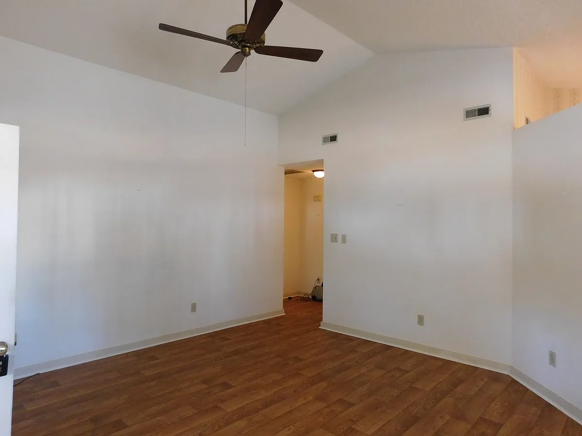 Building Photo - 2801 Currituck Ct