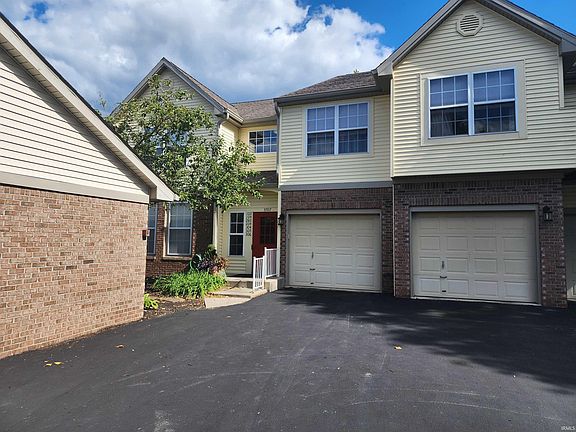 2nd image of 3707 E Barrington Dr #D104