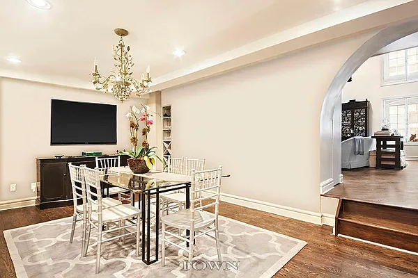 Sold by Town Residential | media 4