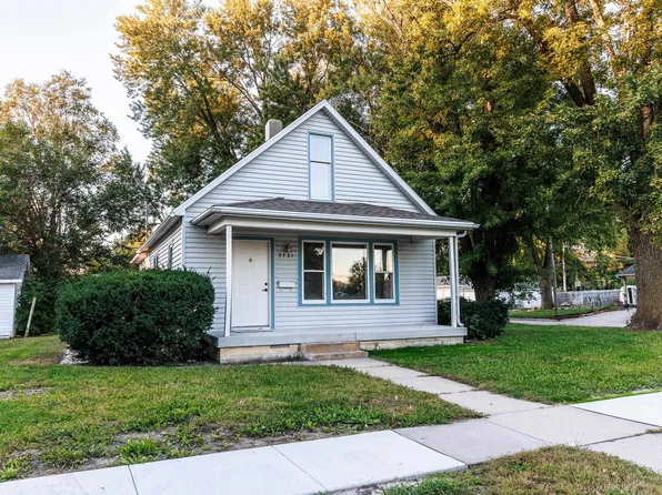 3721 13th St, Columbus, NE 68601