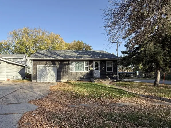 502 N 10th St, Montevideo, MN 56265
