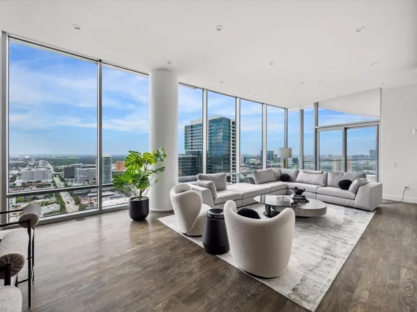 2727 Kirby Dr APT 27J, Houston, TX 77098