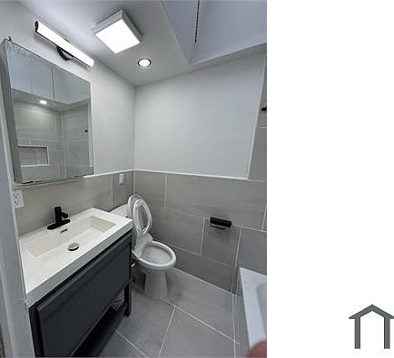 2nd image of 327 W 21st St