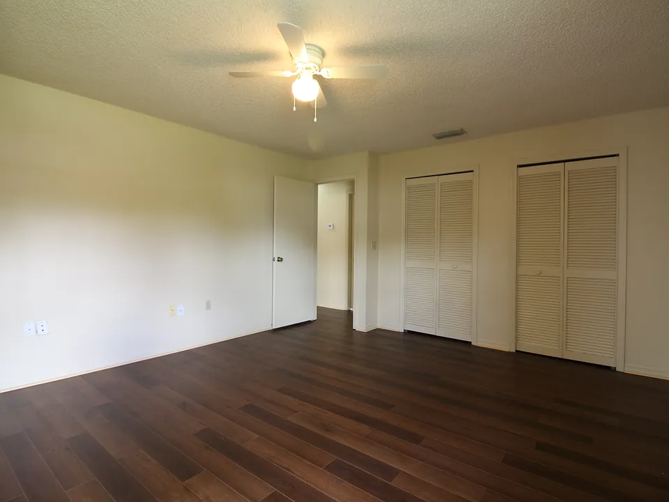 770 Highland Gardens Ln