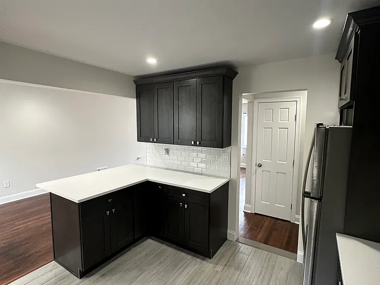 243 Lakewood Dr #1 — Photo 6