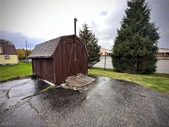 4th image of 1148-1150 N Highland Ave