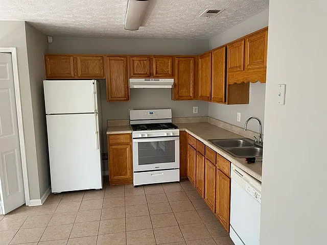 3459 Brook Court — Photo 3