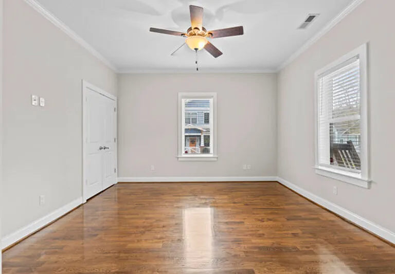 300 Mill Rd — Photo 4