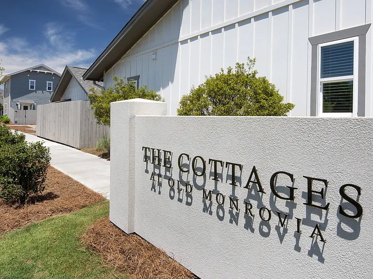 The Cottages at Old Monrovia — Photo 40