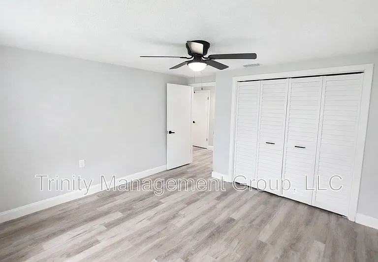 5808 Consuello Dr — Photo 9
